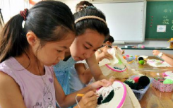 比你教學(xué)多少年或課堂規(guī)則更重要的是向父母證明你在乎