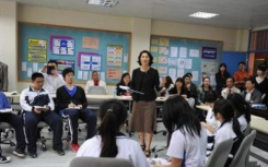 提出引導學生深入學習課堂內(nèi)容的問題的四種方法