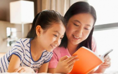 向小學生介紹社交媒體