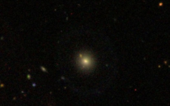 雙環(huán)橢圓星系發(fā)現(xiàn)了3.72億光年