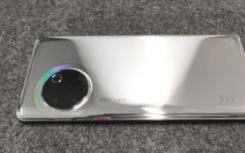 據(jù)稱華為P50系列原型圖像通過圓形攝像頭布局在線泄漏